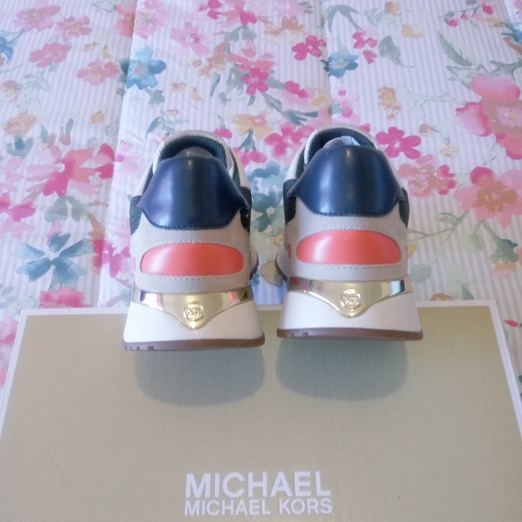 Michael Kors Monroe Trainer Sneakers - Picture 6 of 14